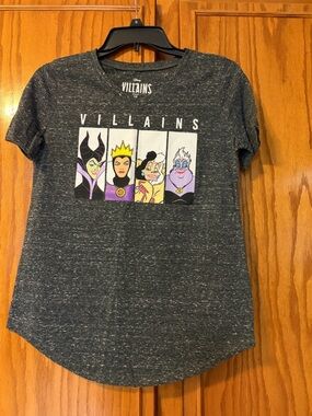 Disney Villains shirt size XS NWT